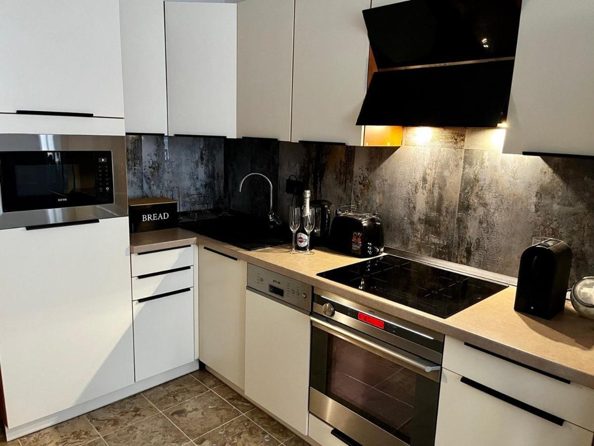Varga Apartman Шопрон Екстериор снимка