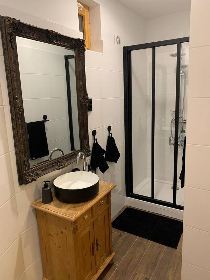 Varga Apartman Шопрон Екстериор снимка